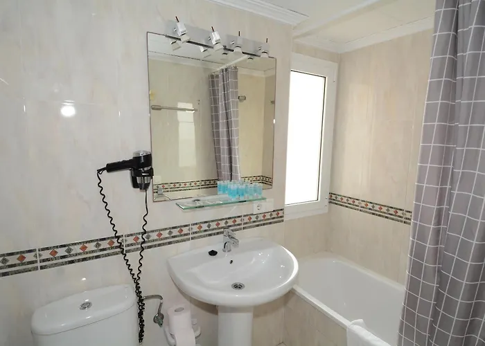 아파르타멘토스 Hc 부리아나 플라야 * 네르하