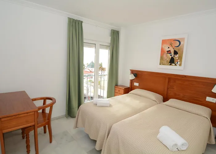 아파르타멘토스 Hc 부리아나 플라야 아파트 네르하