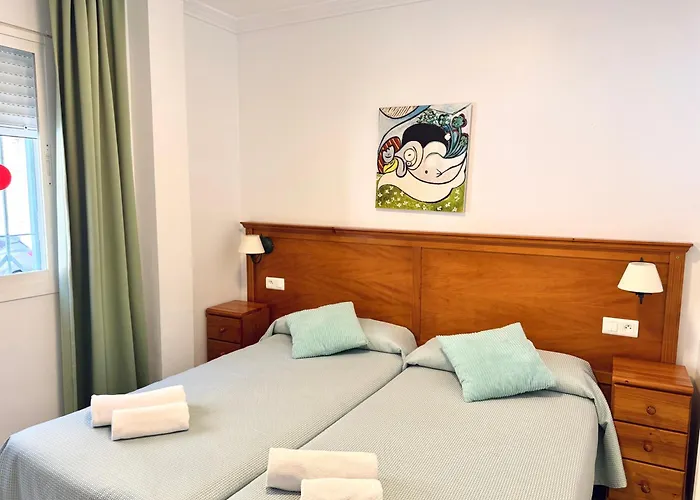 아파르타멘토스 Hc 부리아나 플라야 *