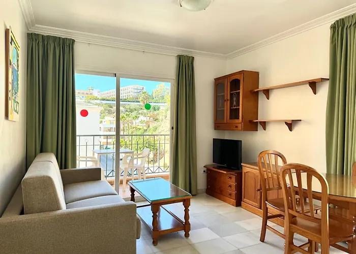 아파르타멘토스 Hc 부리아나 플라야 * 네르하