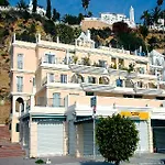 Hc Burriana Playa * Nerja