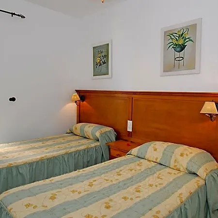 Hc Burriana Playa Apartment Nerja