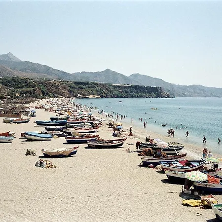 Hc Burriana Playa Апартаменты *