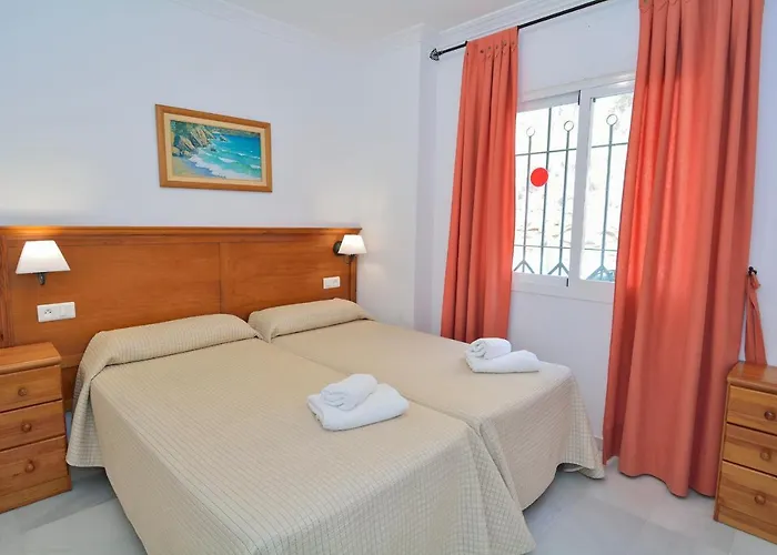 Hc Burriana Playa * Nerja