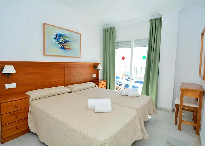 Hc Burriana Playa Апартаменты *