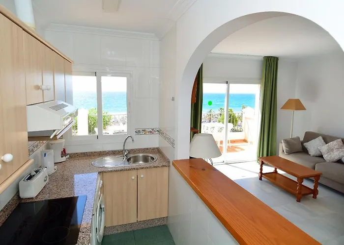 Hc Burriana Playa Appartement Nerja